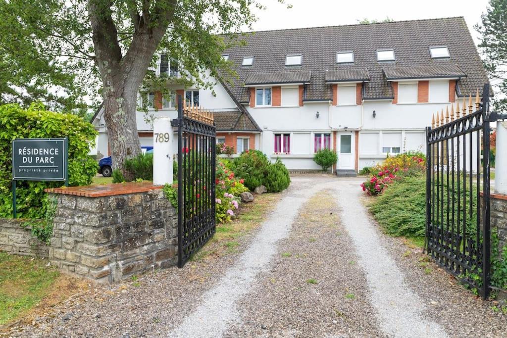 Residence Grand Jardin Attenant Tennis, Mini Golf, Sauna, Petanque Cucq Buitenkant foto
